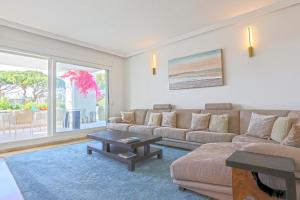 Monteros Palm Beach with garden and BBQ