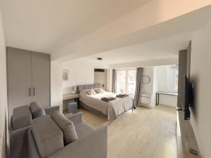 The Spot Studio Apartments