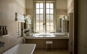 Hotels La Maison d'Uzes Relais & Chateaux : photos des chambres