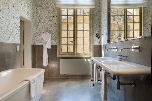 Hotels La Maison d'Uzes Relais & Chateaux : photos des chambres