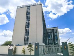 Starline Hotel