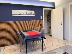 Appartement "Bonn" für 4 Personen, zentral zwischen Köln und Bonn nahe Phantasialand gelegen, Top-Ausstattung, Ruhiglage, DB-Anschluß im Ort