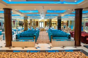Fun Square Hotel