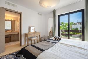 Hidden Gem 4 Bdr House Just Renovated on the Beach