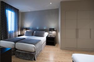 Triple Room room in Catalonia Portal de l'Angel