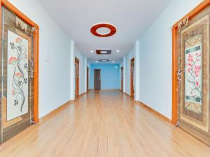 Hotel O SG TRINETRA RESIDENCY