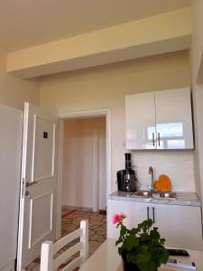 Mert Jacellari Guesthouse