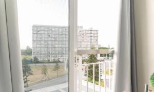 Taal View or LG Unit 1BR Wifi Near Sky Ranch