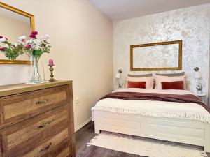 Gloria apartment Rovinj - Heart of Old town - Steps from Sea