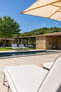 La cour du Luberon maisons dhôtes