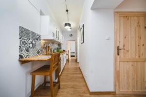 Greenline Apartment - by Upstairs