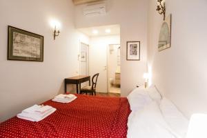 Vicolo Torretta - FromHometoRome