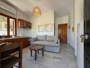 Lyria Hotel Apartments