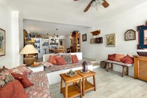 2 bedrooms apartment with direct access to the beach CBL5