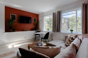 Earls Court 1BR with Lovely Garden View