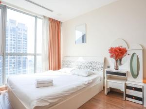 Elite Home - Modern Luxury in Landmark 81 Area