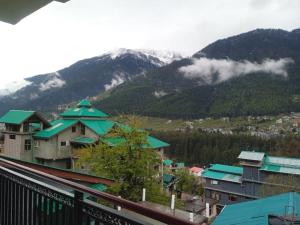 Mountain Heals Homestay