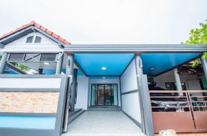 Pattaya Private 4-Bedrooms, 3-Bathrooms Pool Villa