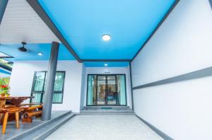 Pattaya Private 4-Bedrooms, 3-Bathrooms Pool Villa