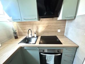 Chic Apartment - Close to Station & City Center!
