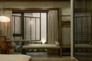 Hali Hillside Retreat