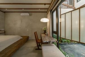 Hali Hillside Retreat
