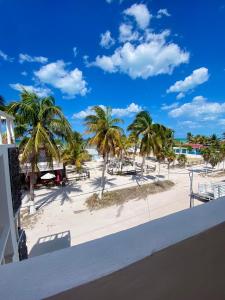 Costa Esmeralda, few steps from beach and centre