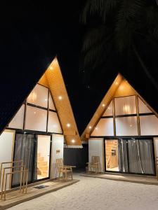 Wanderlust Beach Villa