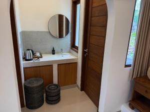 Lovissa Guest House Uluwatu