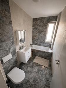New Luxury Apartment in Giroc with private parking