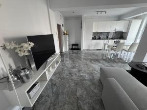New Luxury Apartment in Giroc with private parking