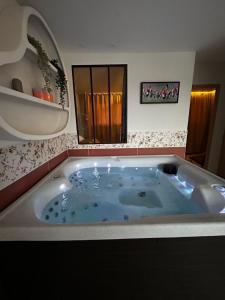 Ré-lax - Suites spa - Piscine