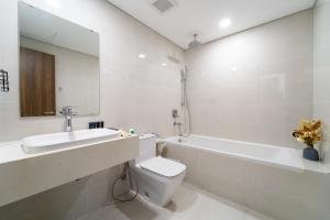 Luxury modern apartment at Eco Green Saigon