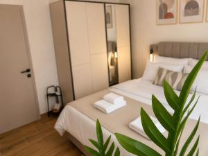 Sea & Sun Luxury Apartment