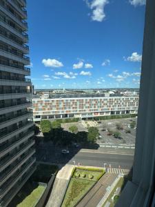 Apartamento moderno e aconchegante com vista para a Esplanada