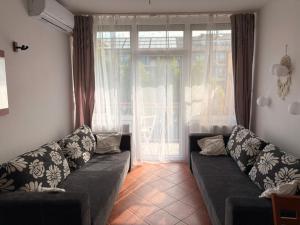 Karolina Beachfront Apartman