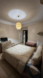 Luxury Marrakech Apartment swimming pool