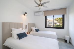 Casa Oasis de Calahonda - 2 BR 2BA apt - Beach - Sea View - Terrace - Pool