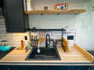 New, Modern, Country-feel, close to Arcata