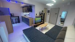 Lydia Luxury Apartment by the Sea