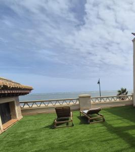 TOP APARTMENT! Frente al mar y gran terraza