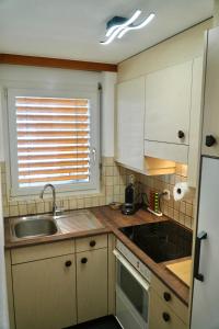 Mountain View Apartment near Brig Station, self check-in