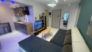 Lydia Luxury Apartment by the Sea