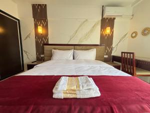 Marrakech Getaway with Pool, 10min to center