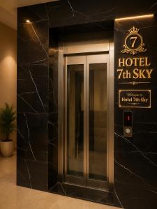 Hotel 7th Sky