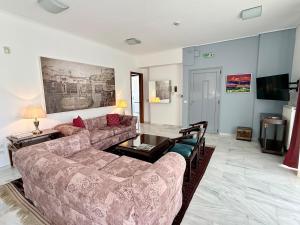 Boutique 2BR Residence V near Marousi Hospitals