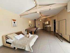 Maisonette with a view near CERN, Palexpo and Airport