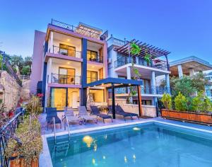 Reatred Villa in Kalkan