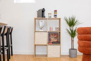 Terracotta Duplex - Cozy Stay for Families & Friends