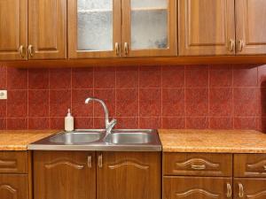 Spacious 3-Bedroom Apartment with Balcony & Workspace